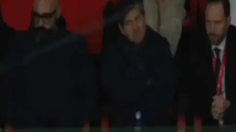 雷霆对鹈鹕激情碰撞！NBA赛场风云再起，精彩对决不容错过！